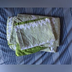 Room Essentials Green and White Duvet Cover Set